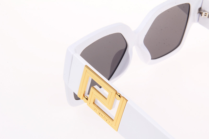 VE4402 Sunglasses In White