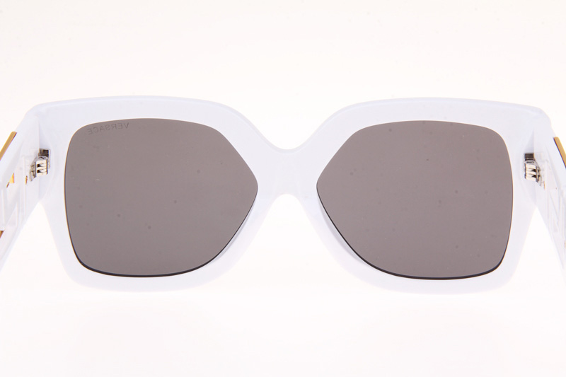 VE4402 Sunglasses In White