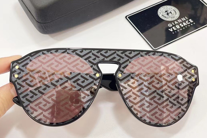 VE4420 Sunglasses In Black Gold Pink Lens