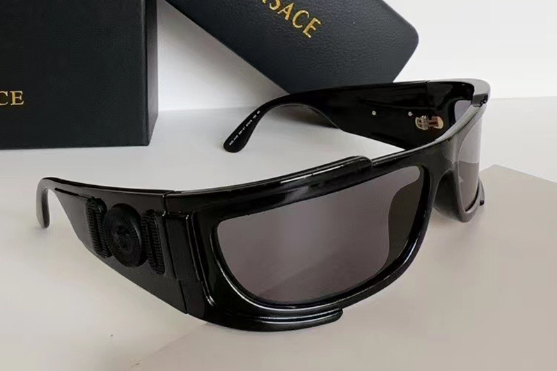 VE4446 Sunglasses In Black