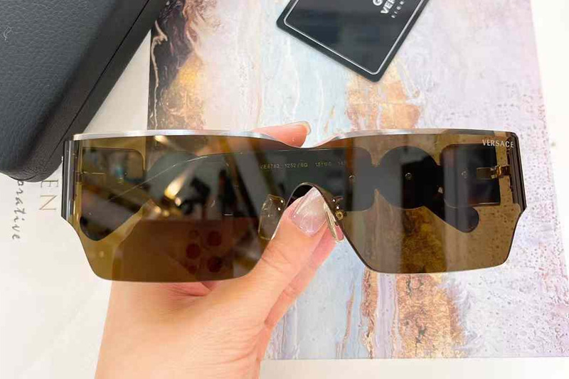VE6782 Sunglasses Tortoise Brown
