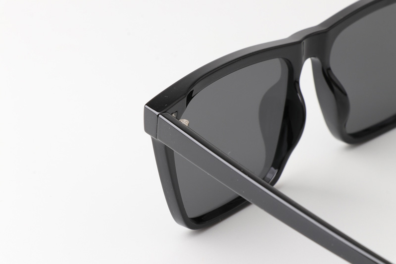 WT7504 Small Sunglasses Black Gray