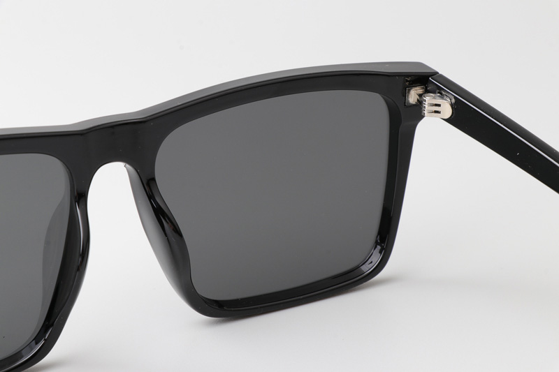 WT7504 Small Sunglasses Black Gray