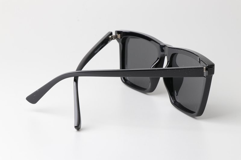 WT7505 Medium Sunglasses Black Gray