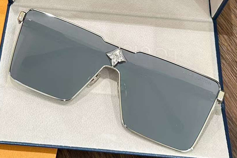 Z1700U Sunglasses Silver Mirror