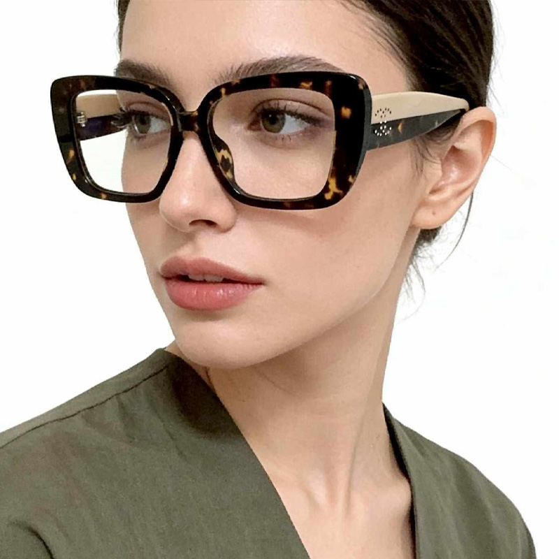 CH3502S Eyeglasses Tortoise