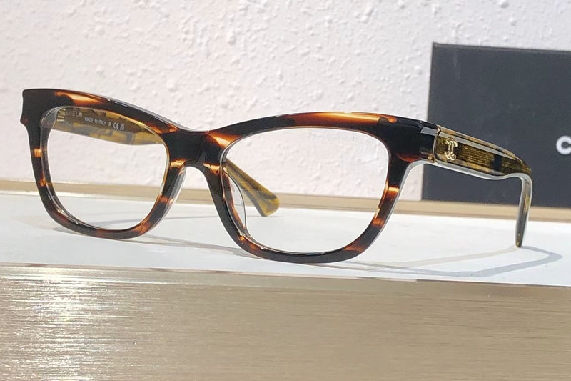 CH3520 Eyeglasses Brown