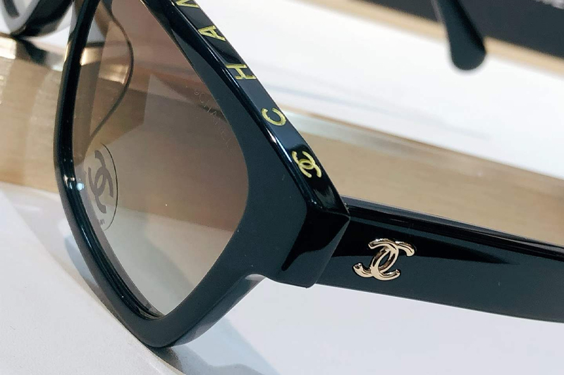 CH3528 Sunglasses Black Gradient Brown