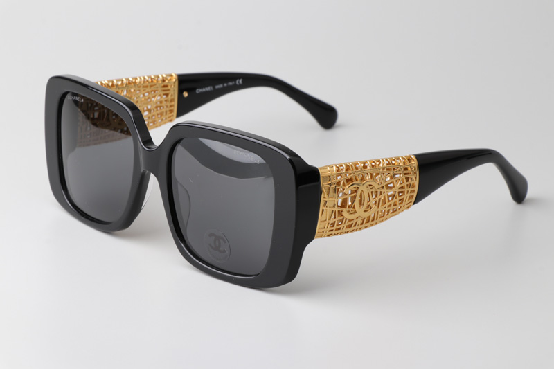 CH5532 Sunglasses Black Gold Gray
