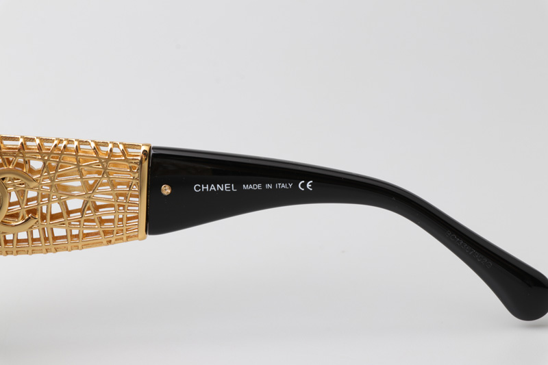 CH5532 Sunglasses Black Gold Gray