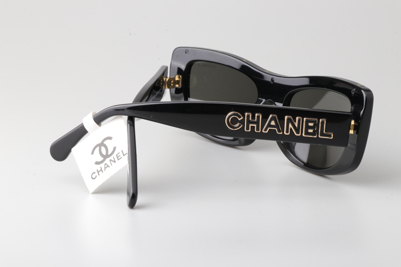 CH5559 Sunglasses Black Gray