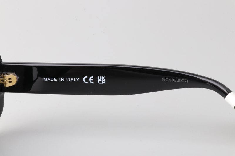 CH5559 Sunglasses Black Gray