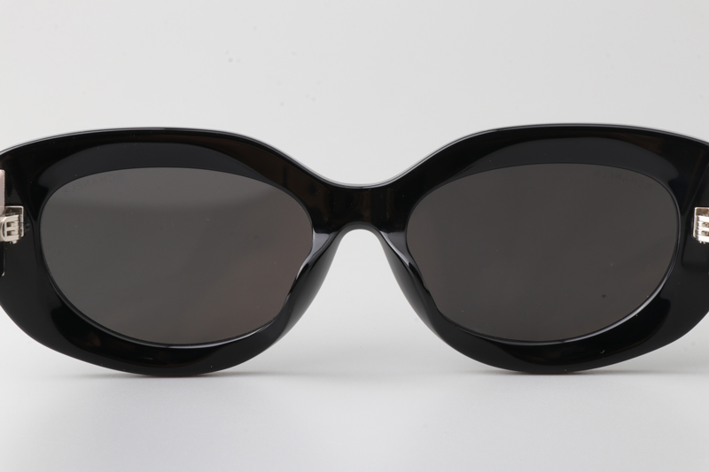 CH5562B Sunglasses Black Gray