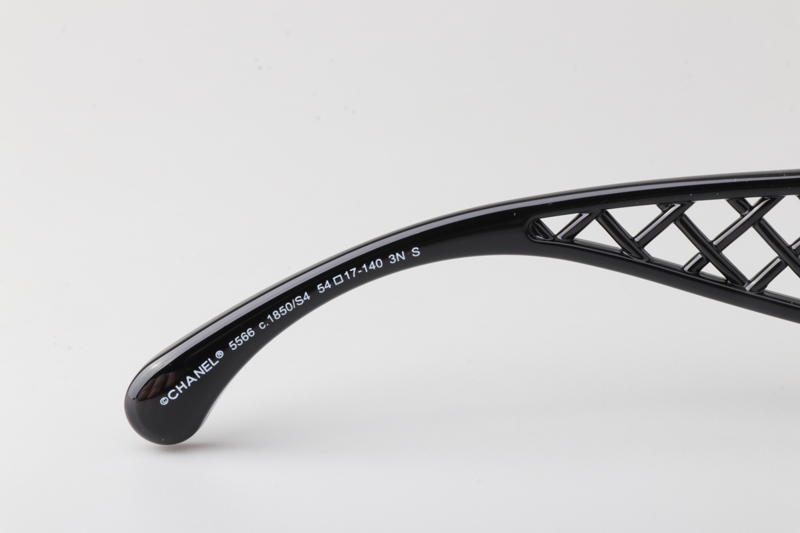 CH5566 Sunglasses Black Gray