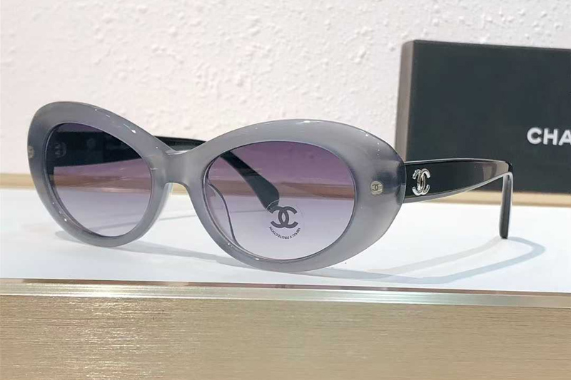 CH71731A Sunglasses Gray Black Gradient Gray