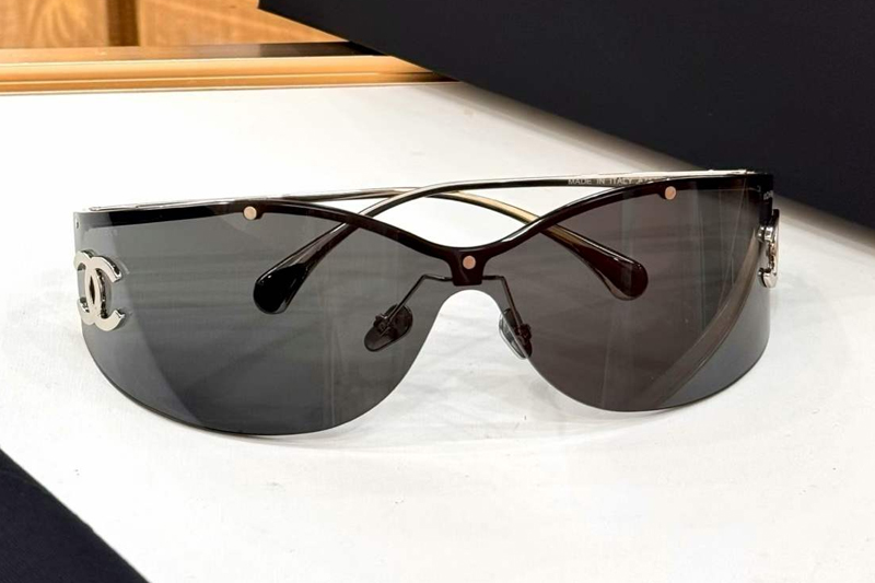 CH71787 Sunglasses Silver Gray