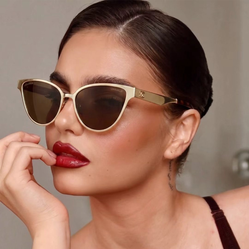 CH9587 Sunglasses Gold Brown