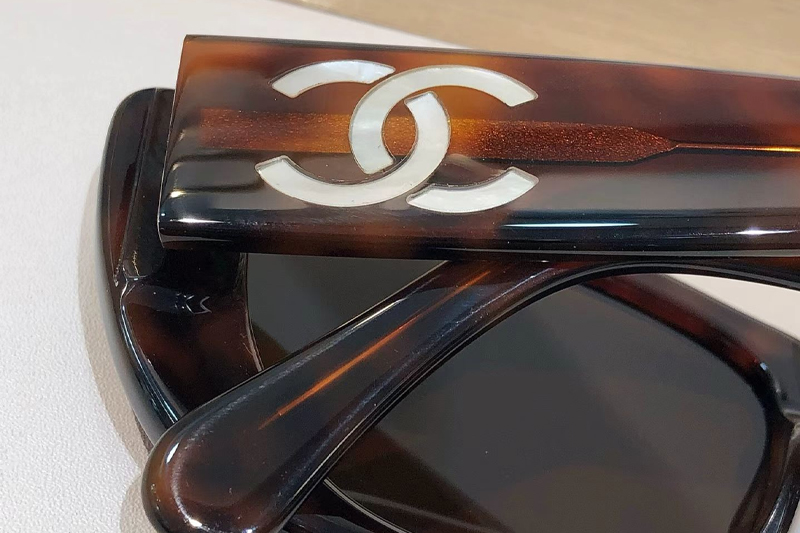 CHA71766 Sunglasses Tortoise Brown