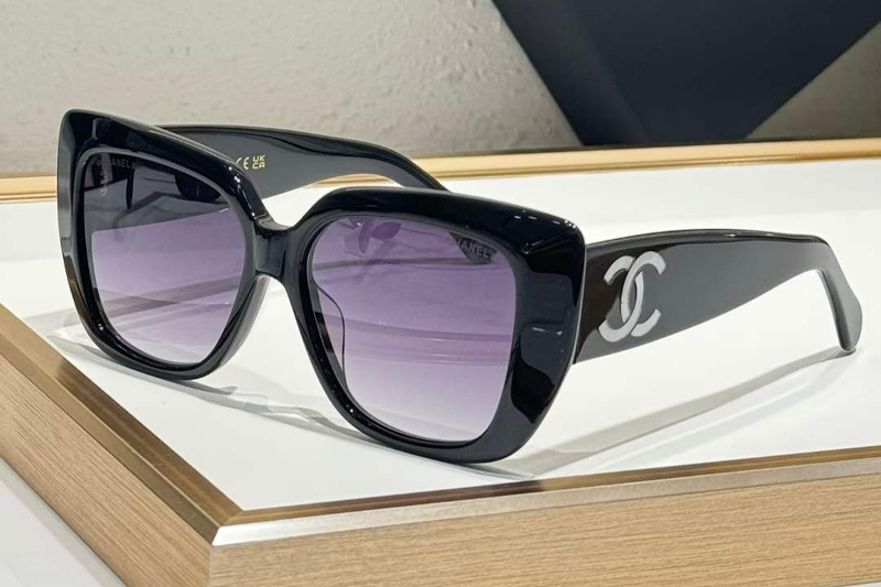CHA71767 Sunglasses Black Gradient Gray
