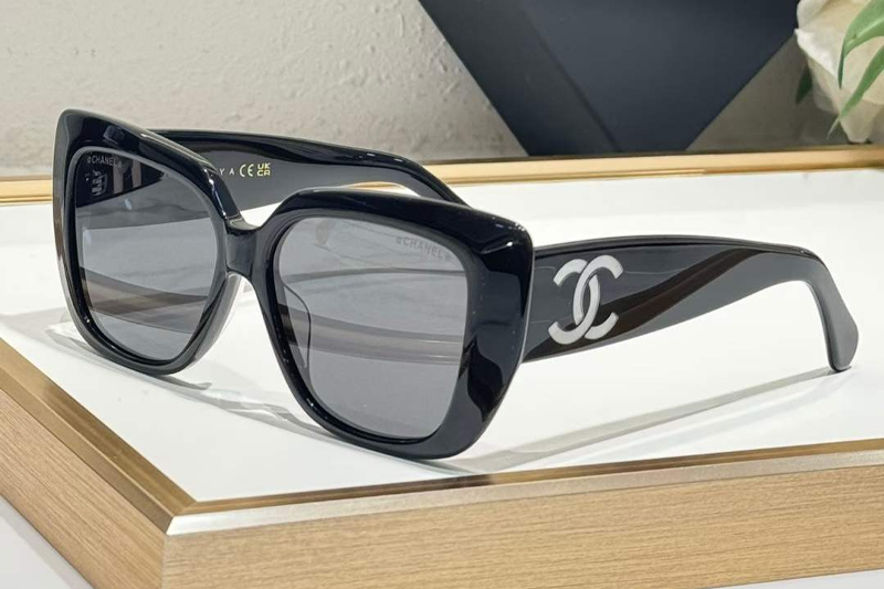 CHA71767 Sunglasses Black Gray