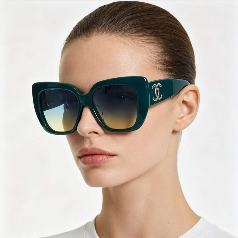 CHA71767 Sunglasses Green Gradient Blue