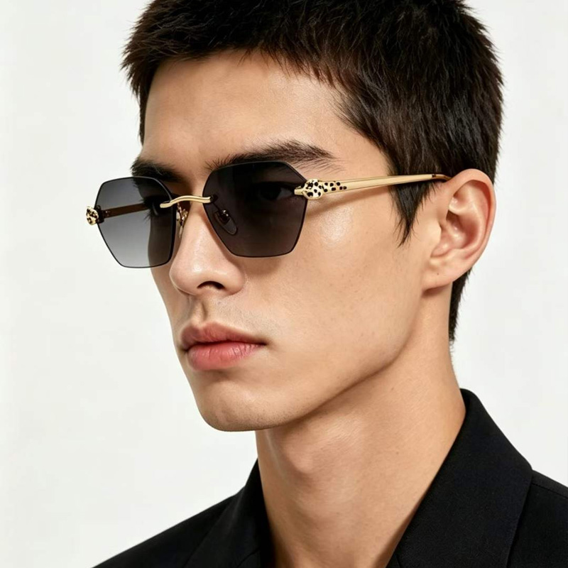 CT0636S Sunglasses Gold Gray