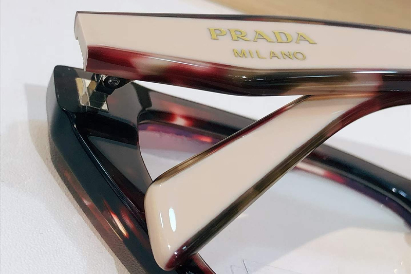 PRD11VD Eyeglasses Red Cream