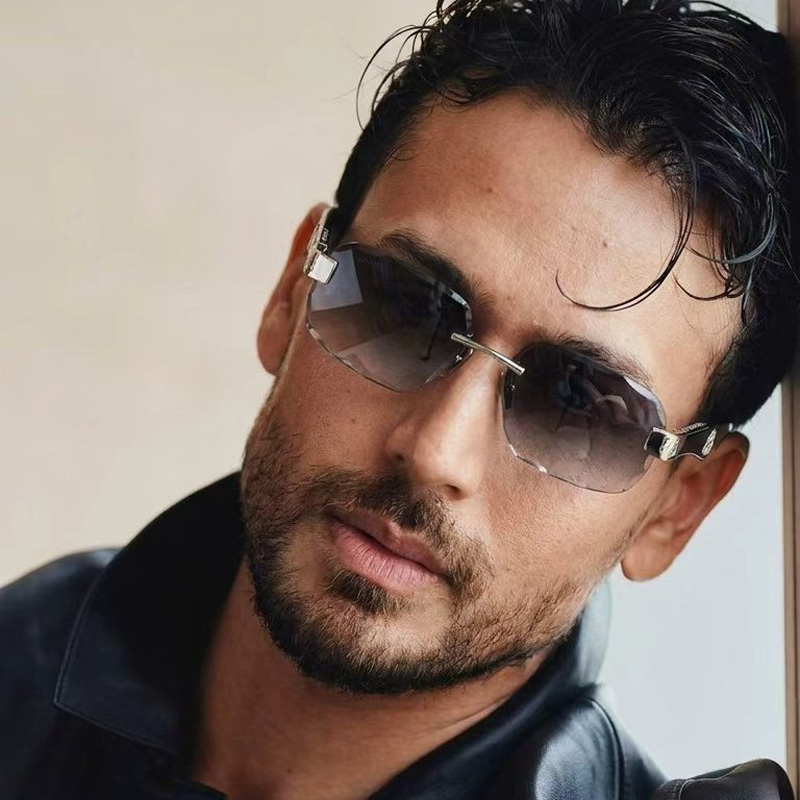 The Beng Sunglasses Silver Gradient Gray