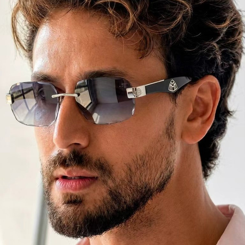 The Beng Sunglasses Silver Gradient Gray